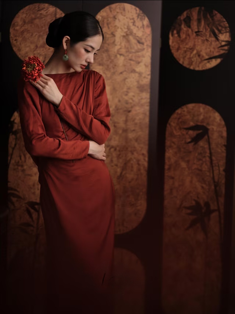 Gaun Pengantin Gaya Nasional V - Photography Vintage Style ulasan dan harga