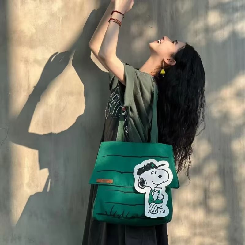 Tas Bahu Snoopy 2025 Baru Kapa - Photography Of The Year ulasan dan harga
